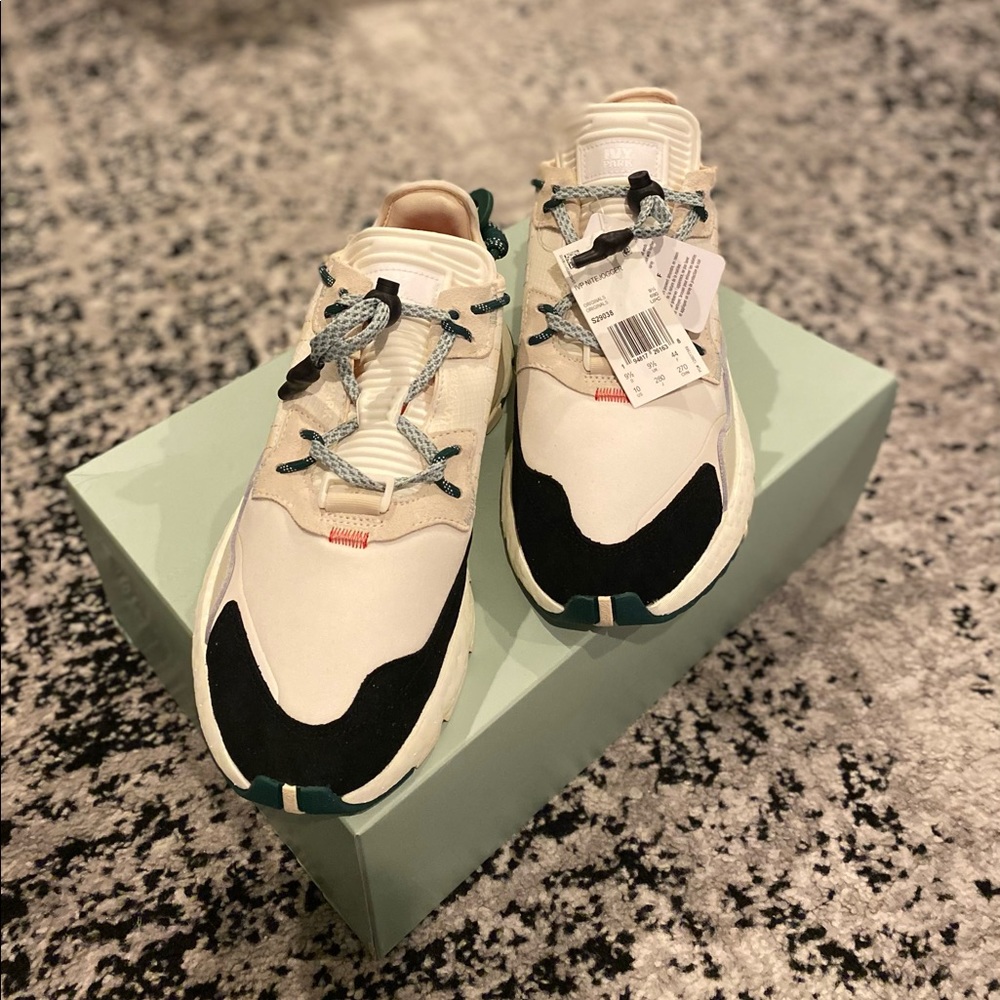 Ivy Park x Adidas Nite Jogger